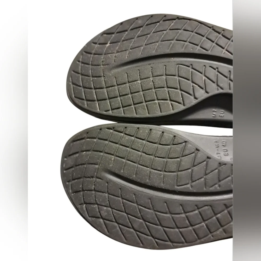 OOFOS Women's Slide Sandals - Black and Purple - Picture 11 of 14